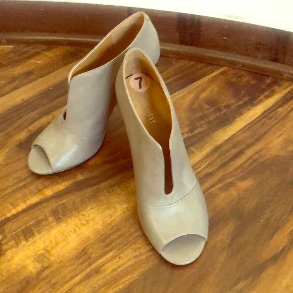 Nine West booties